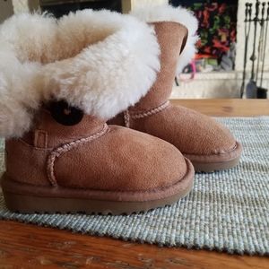 COPY - UGG Tan Toddler Bailey Button Boots Size 7